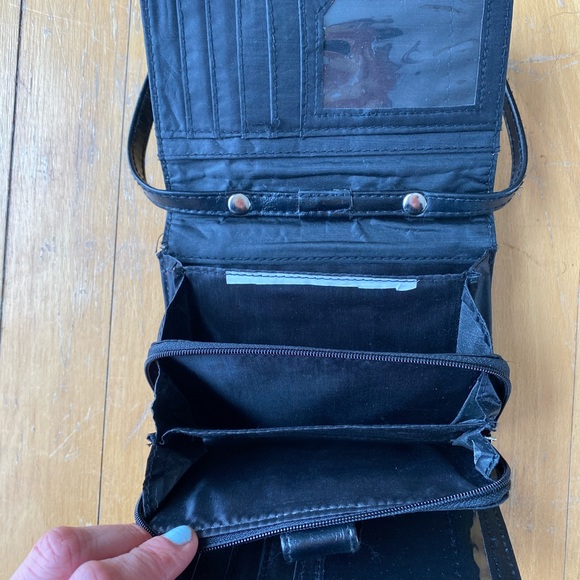 Small black leather purse - Picture 3 of 7